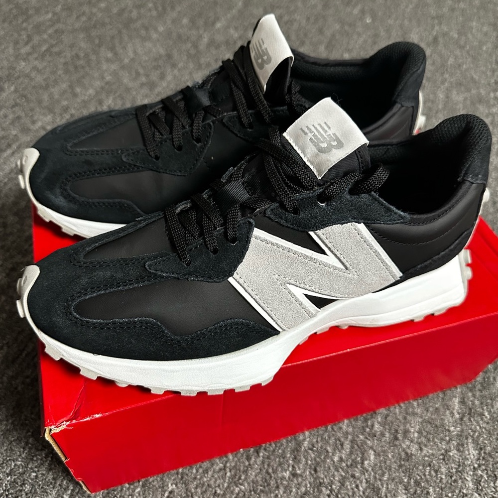New balance 327
